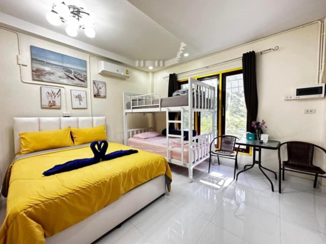 บ้านตึกเกสเฮ้าส์แอนด์โฮมสเตย์ขนอม Ban Thung Khanan Zewnętrze zdjęcie